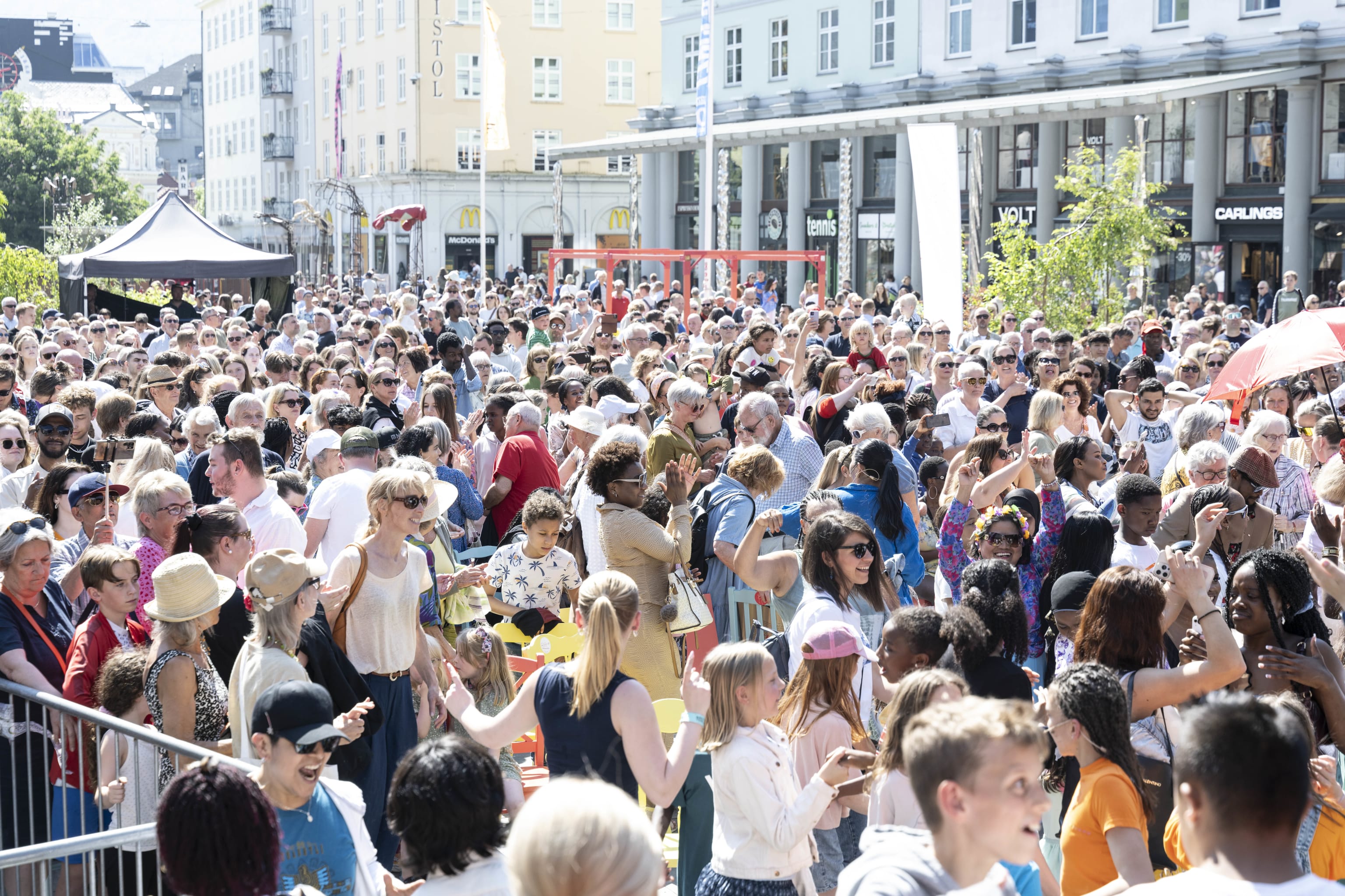 Fargespill 20 år. Foto: Thor Brødreskift